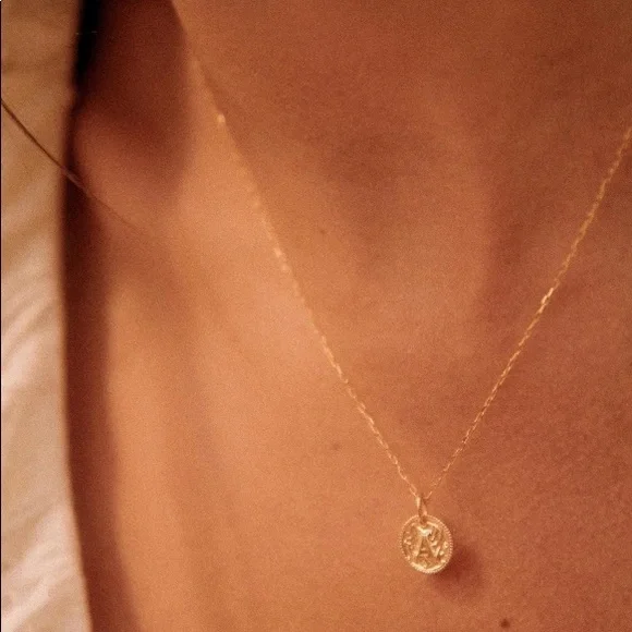 Sézane 9-Carat Gold Sara Pendant || “K” - Picture 4 of 10